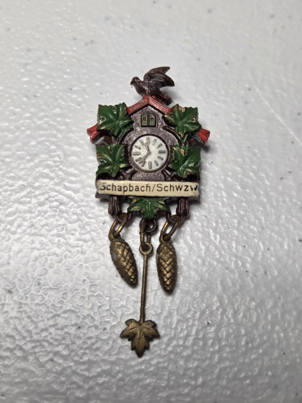 Charming Vintage West German Cuckoo Clock Souvenir Pin 🪵🌲